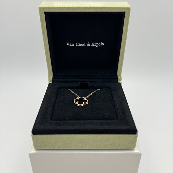 Authentic VCA Vintage Alhambra Black Onyx Pendant 18K YG Necklace - Picture 10 of 10